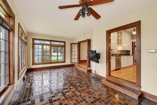 1004 Main Street, Stoughton, WI 53589