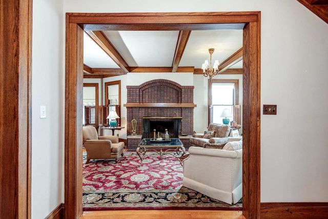 1004 Main Street, Stoughton, WI 53589