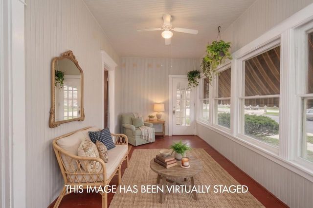 1004 Main Street, Stoughton, WI 53589