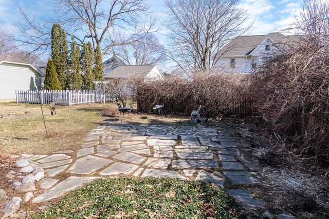 1004 Main Street, Stoughton, WI 53589