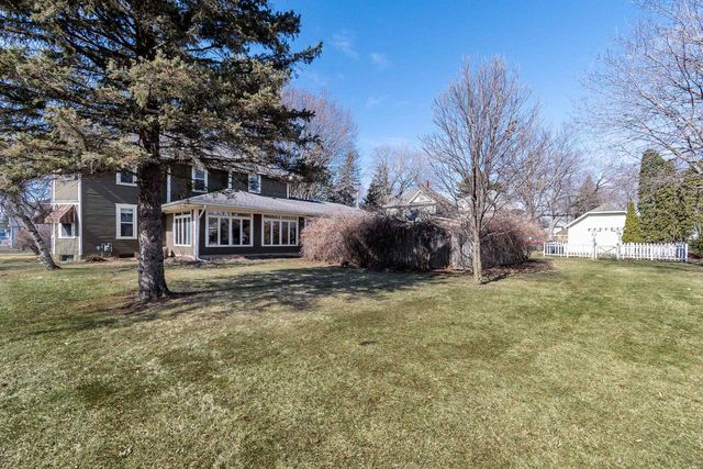 1004 Main Street, Stoughton, WI 53589