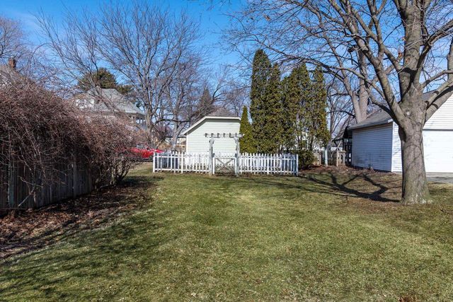 1004 Main Street, Stoughton, WI 53589