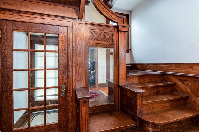1004 Main Street, Stoughton, WI 53589