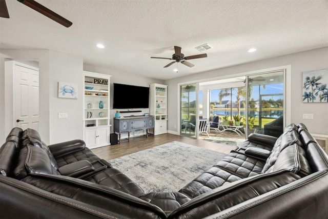 85030 Majestic Walk Blvd, Fernandina Beach, FL 32034