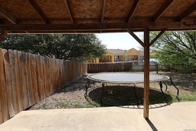 1300 NORFLEET ST, San Antonio, TX 78208
