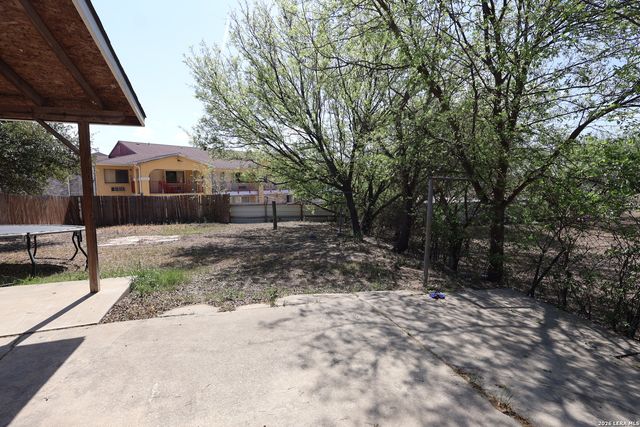 1300 NORFLEET ST, San Antonio, TX 78208