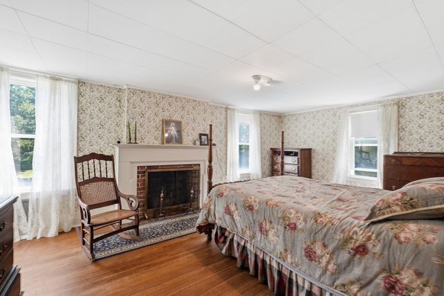 211 Main St, Wilbraham, MA 01095
