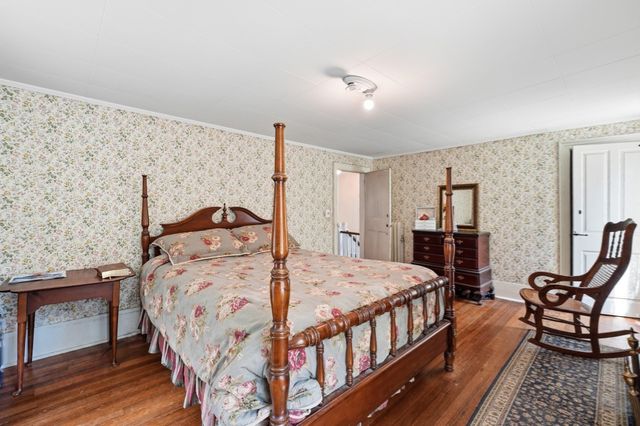 211 Main St, Wilbraham, MA 01095
