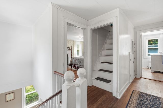 211 Main St, Wilbraham, MA 01095