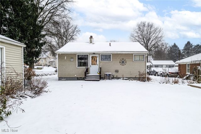 369 Franklin Avenue, Barberton, OH 44203