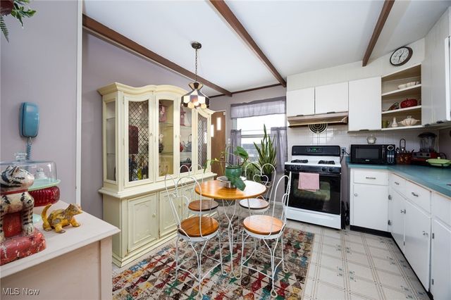 369 Franklin Avenue, Barberton, OH 44203