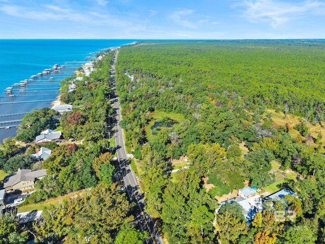 10694 County Road 1, Fairhope, AL 36532