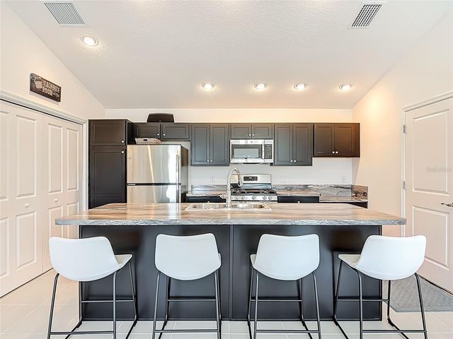 3552 GROUBY ROAD, The Villages, FL 32163