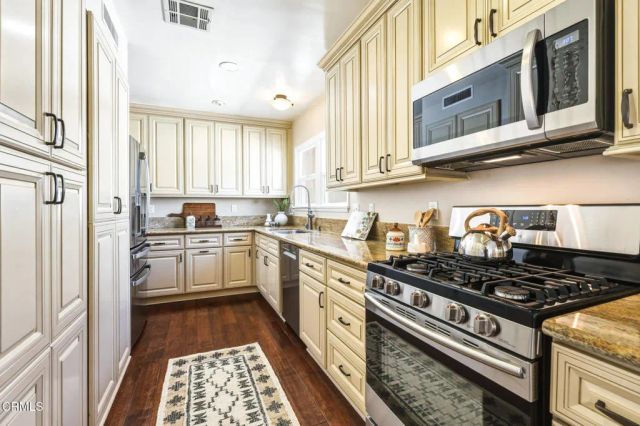 636 Del Monte Street, Pasadena, CA 91103