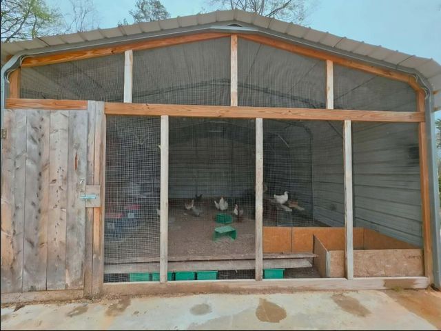 196 Southside Road, Sweetwater, TN 37874