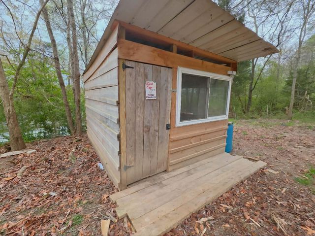 196 Southside Road, Sweetwater, TN 37874