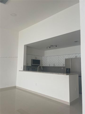 14728 Balgowan Rd, Miami Lakes, FL 33016