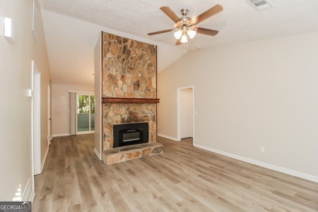 3263 Mustang Drive, Powder Springs, GA 30127