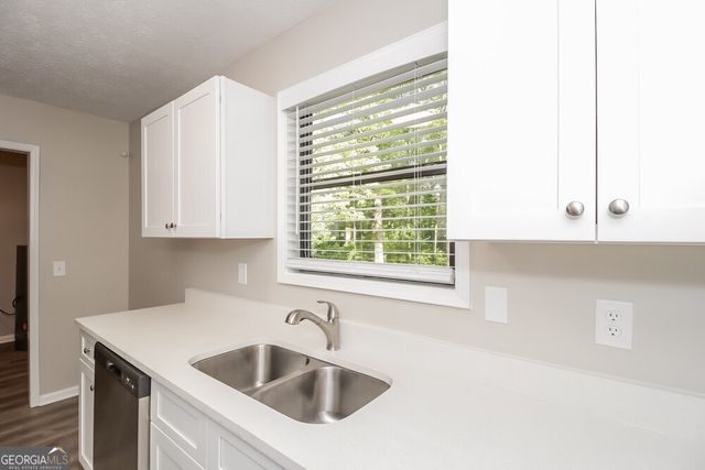 3263 Mustang Drive, Powder Springs, GA 30127