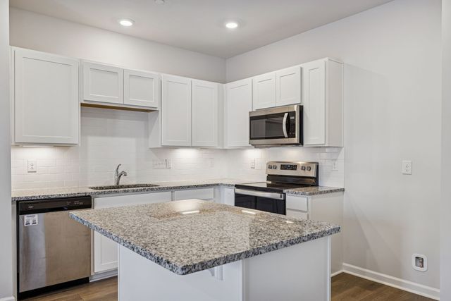 134 Grayson Cir, Chapel Hill, TN 37034