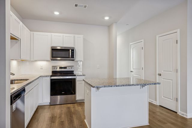 134 Grayson Cir, Chapel Hill, TN 37034