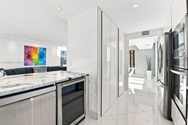 1360 S Ocean Boulevard 2305, Pompano Beach, FL 33062