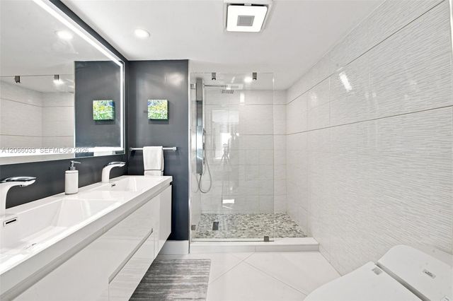 1360 S Ocean Boulevard 2305, Pompano Beach, FL 33062