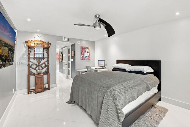 1360 S Ocean Boulevard 2305, Pompano Beach, FL 33062