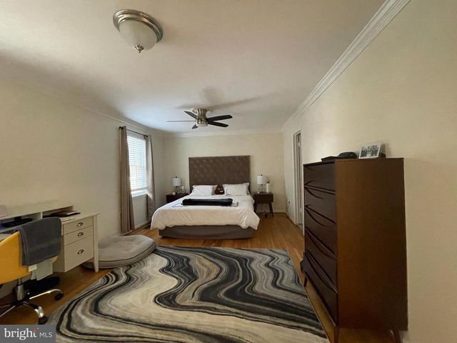 6 S MONTAGUE ST, Arlington, VA 22204