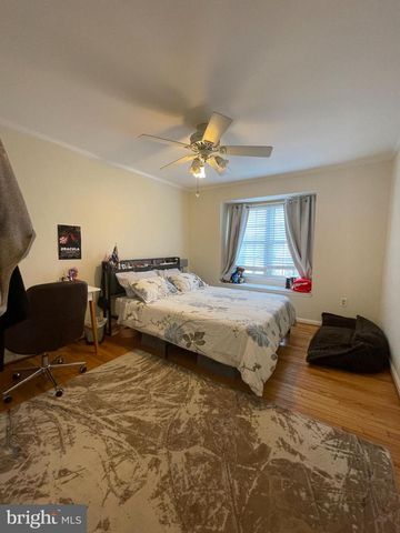 6 S MONTAGUE ST, Arlington, VA 22204
