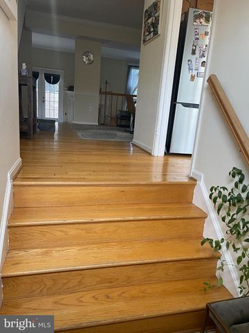 6 S MONTAGUE ST, Arlington, VA 22204