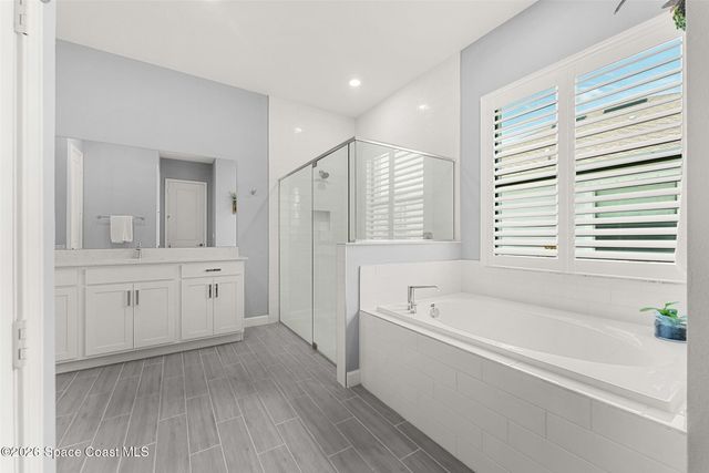 1393 Great Belt Circle, Melbourne, FL 32940
