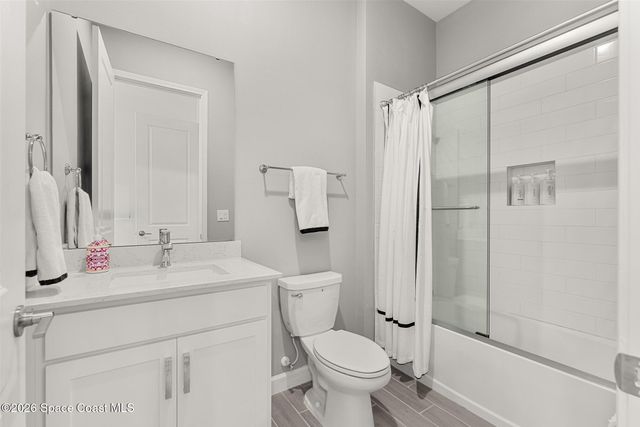 1393 Great Belt Circle, Melbourne, FL 32940