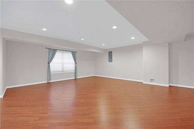 708 Burlington Road, Warrensburg, MO 64093