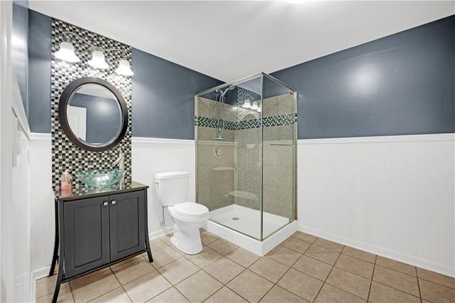 708 Burlington Road, Warrensburg, MO 64093