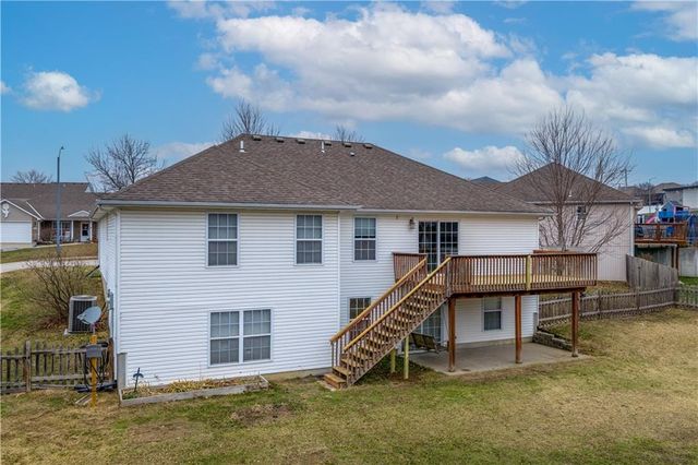 708 Burlington Road, Warrensburg, MO 64093