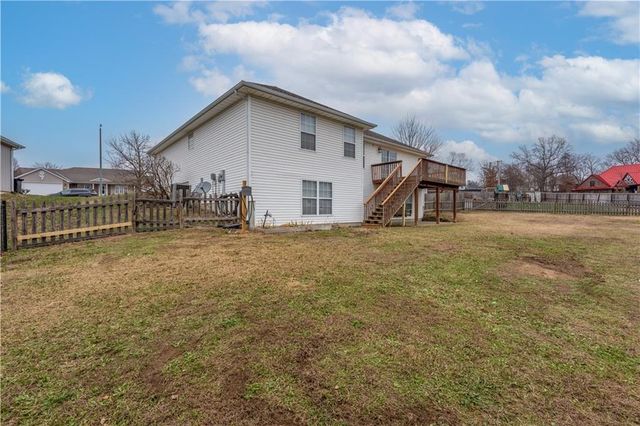 708 Burlington Road, Warrensburg, MO 64093