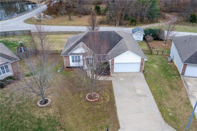 708 Burlington Road, Warrensburg, MO 64093