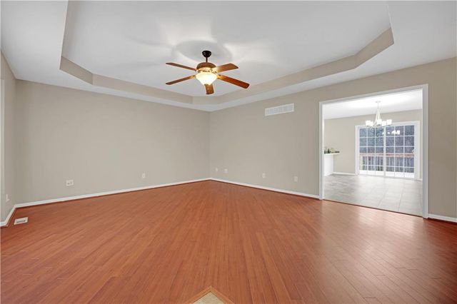 708 Burlington Road, Warrensburg, MO 64093