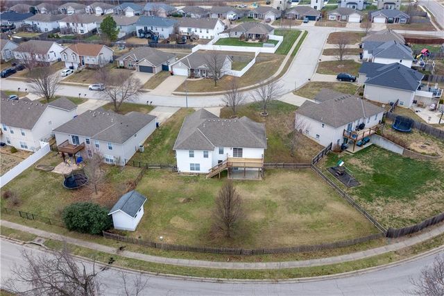 708 Burlington Road, Warrensburg, MO 64093