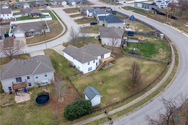 708 Burlington Road, Warrensburg, MO 64093