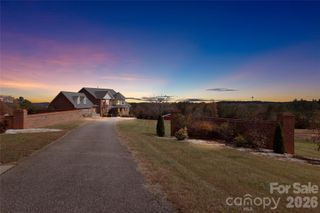 517 Cub Creek Road, Ellenboro, NC 28040