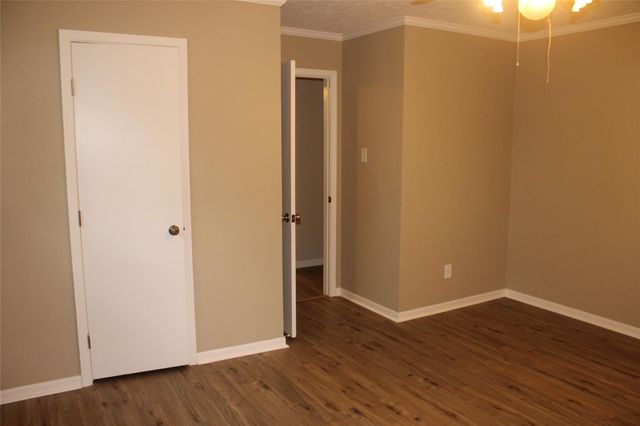 708 1st Street, Winnie, TX 77665