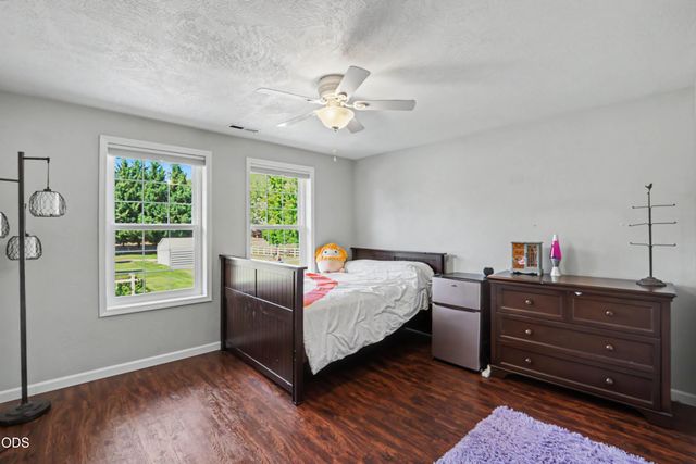 6575 Old Stage Road, Central Point, OR 97502