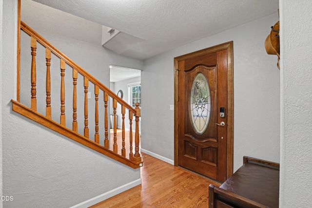 6575 Old Stage Road, Central Point, OR 97502