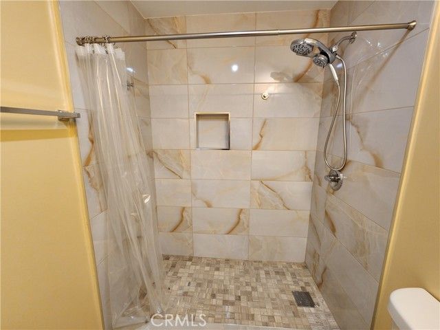 16432 Halsted St., North Hills (los Angeles), CA 91343