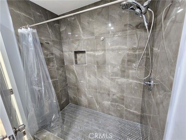 16432 Halsted St., North Hills (los Angeles), CA 91343