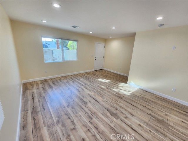 16432 Halsted St., North Hills (los Angeles), CA 91343