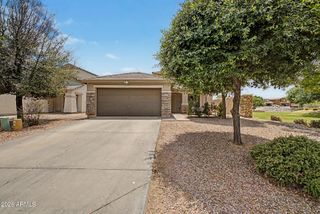 2525 W Gold Mine Way, San Tan Valley, AZ 85144