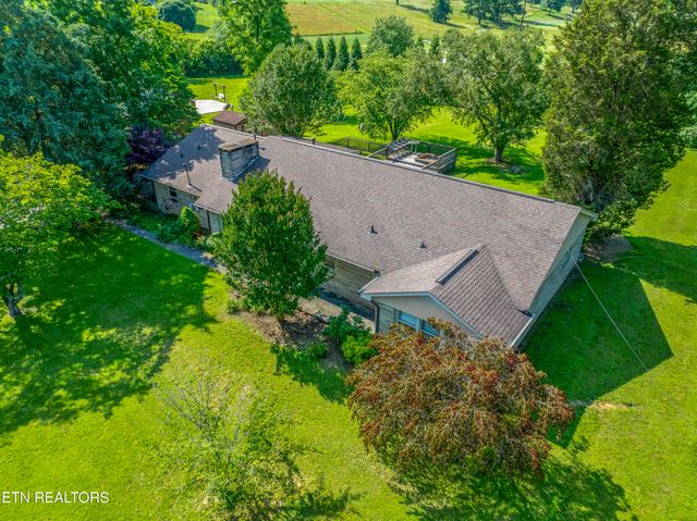 2020 N Economy rd Rd, Morristown, TN 37814